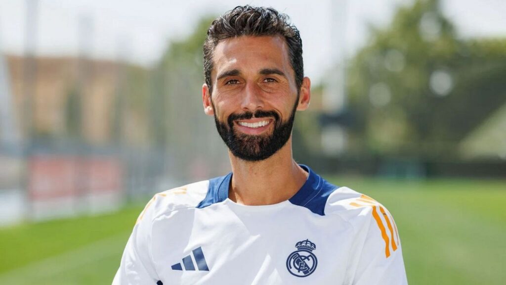 From Valdebebas to the Bernabeu: Arbeloa’s Big Step